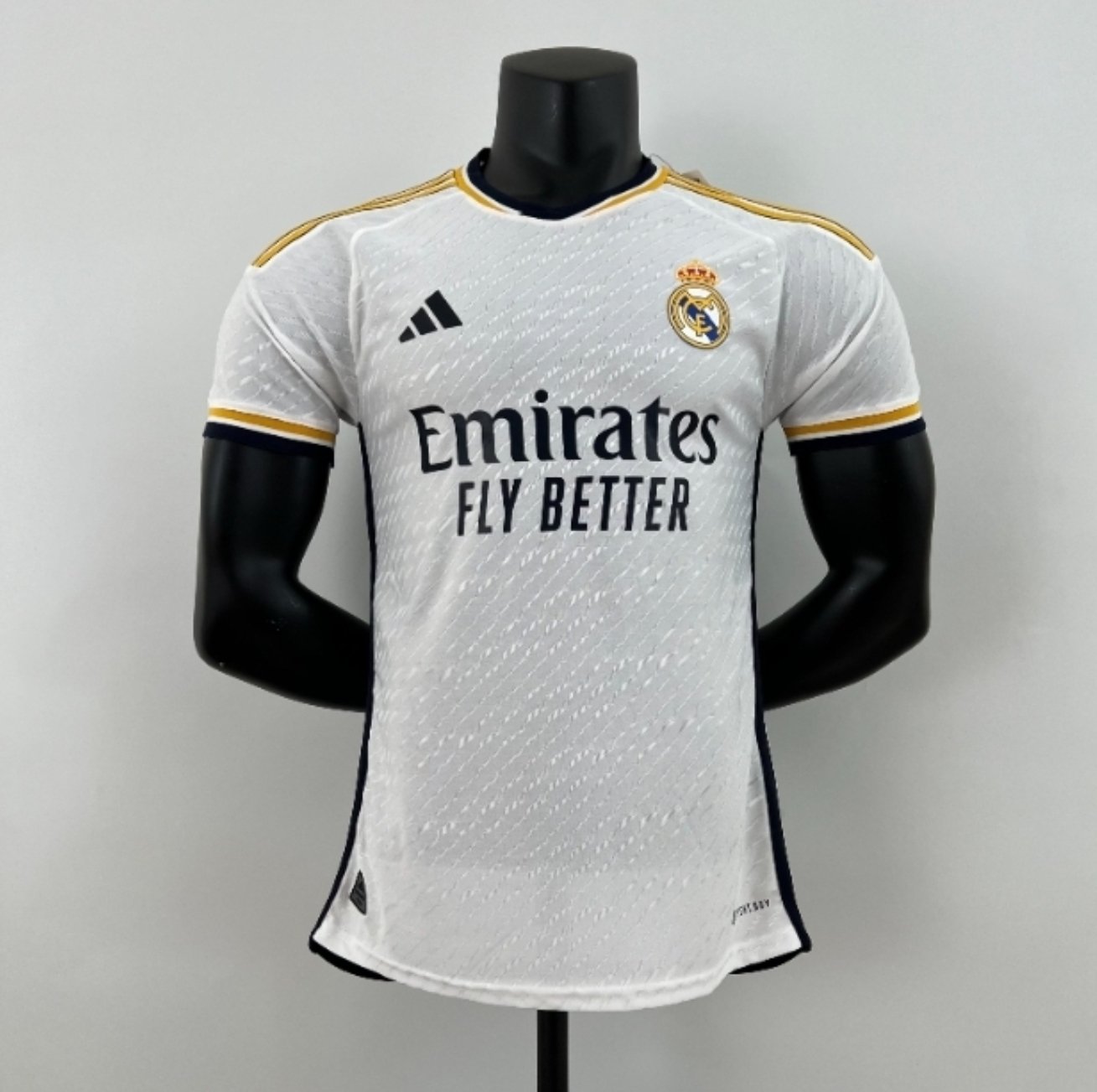 Real Madrid C.F. on X: 🎨 ¡Hoy luciremos una camiseta de edición especial  para apoyar a la @Fun_Realmadrid! 🤩 👕  👉 Más  info:  #RealMadridOnTour, #FundaciónRM